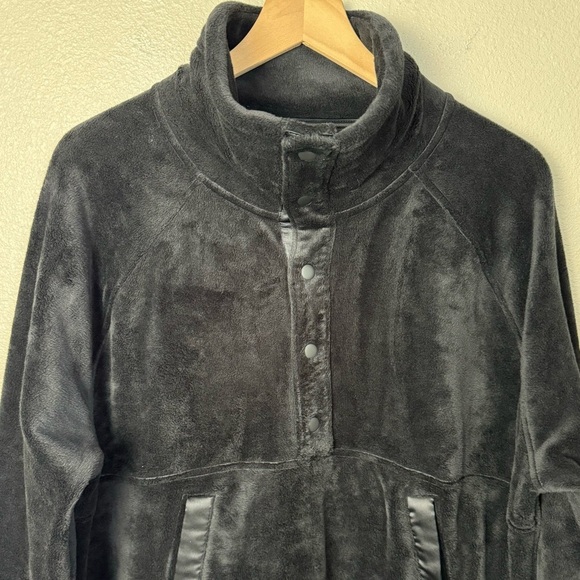 Athleta Black Recover Cozy Snap Front Fleece Pullover - Picture 5 of 12